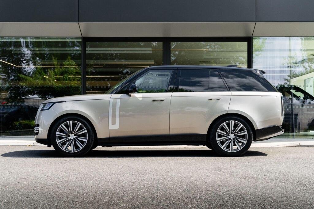 
								2023 Land Rover Range Rover P400 MHEV Autobiography full									