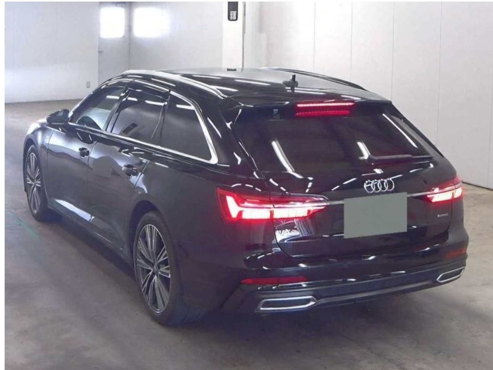 
								2019 Audi A6 Avant 55 TFSI Quattro full									