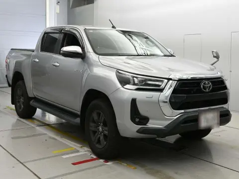 2020 TOYOTA HILUX Z