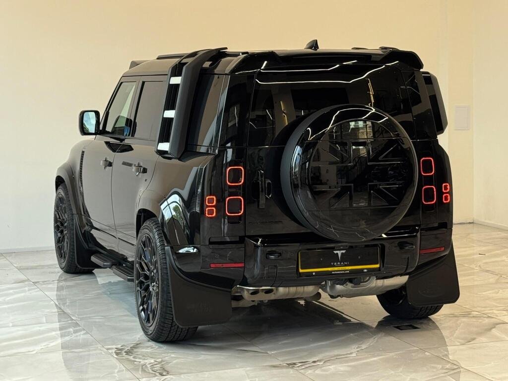 
								2023 LAND ROVER DEFENDER 110 X-DYNAMIC HSE MHEV full									