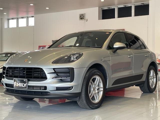 2020 PORSCHE MACAN