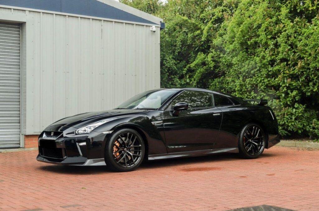 2020 NISSAN GT-R PRESTIGE