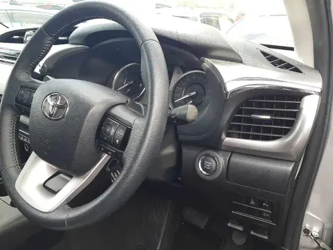 2020 TOYOTA HILUX Z