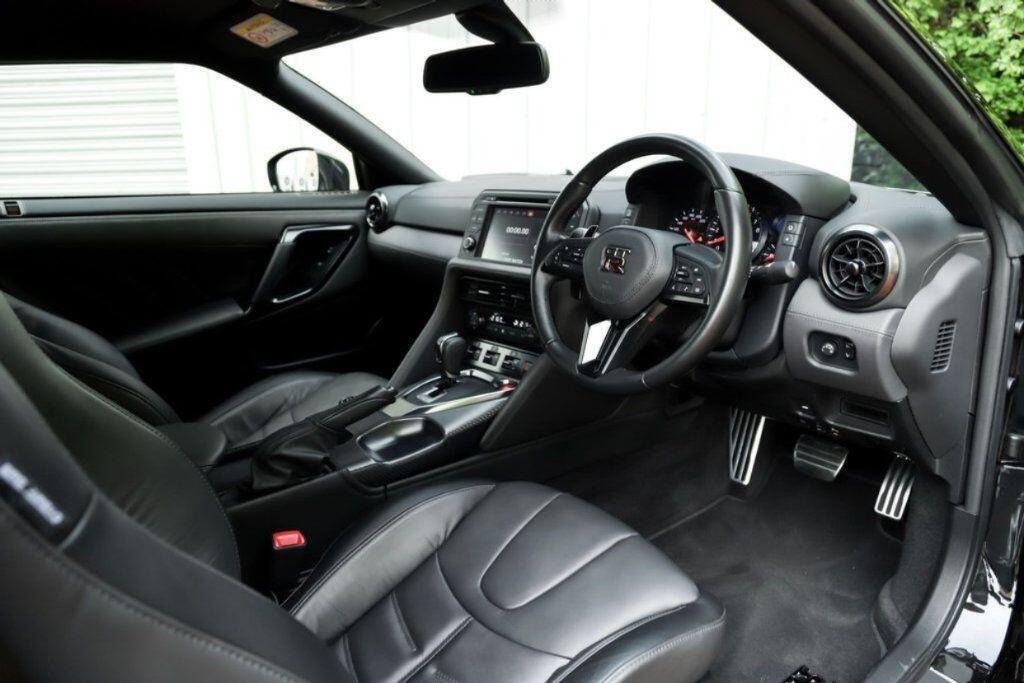 2020 NISSAN GT-R PRESTIGE