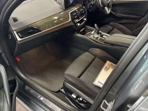 2019 BMW 5-SERIES 523I TOURING M SPORT