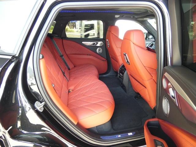 
								2023 BMW XM BASE GRADE full									