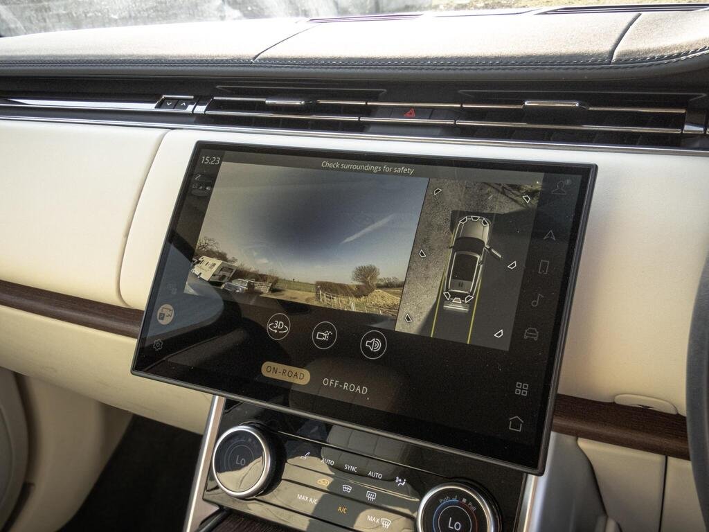 
								2022 RANGE ROVER AUTOBIOGRAPHY P400 HSE MHEV full									