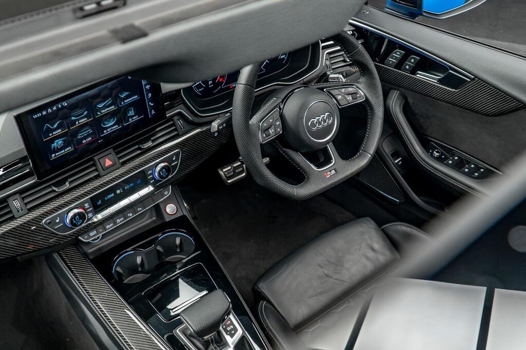 
								2020 AUDI RS5 SPORTBACK QUATTRO full									