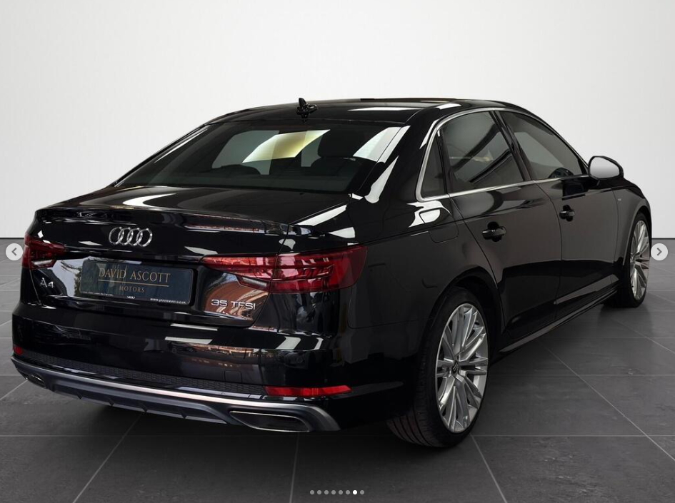 
								2019 AUDI A4 35 TFSI S LINE full									