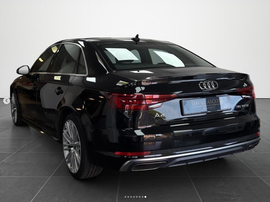 
								2019 AUDI A4 35 TFSI S LINE full									