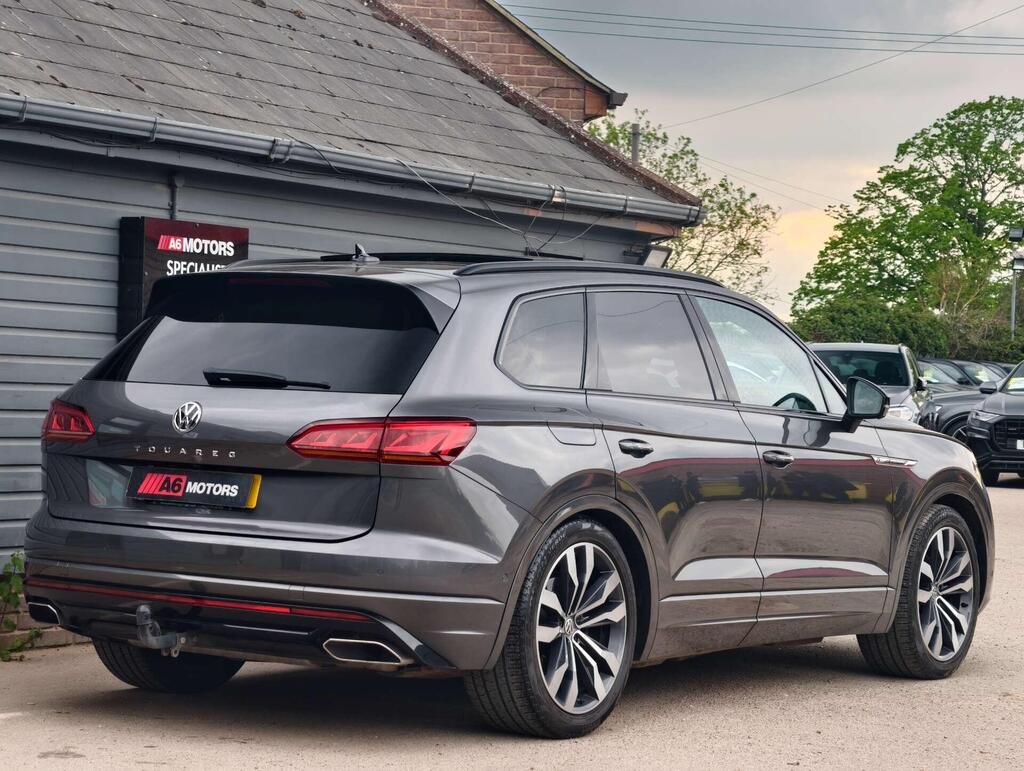 
								2020 VOLKSWAGEN TOUAREG TDI 4-MOTION BLACK EDITION full									