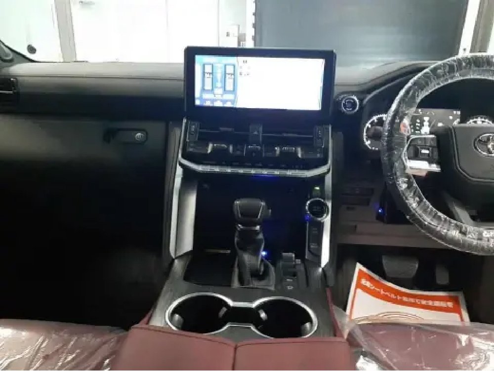 2022 TOYOTA LAND CRUISER 300 GR SPORT