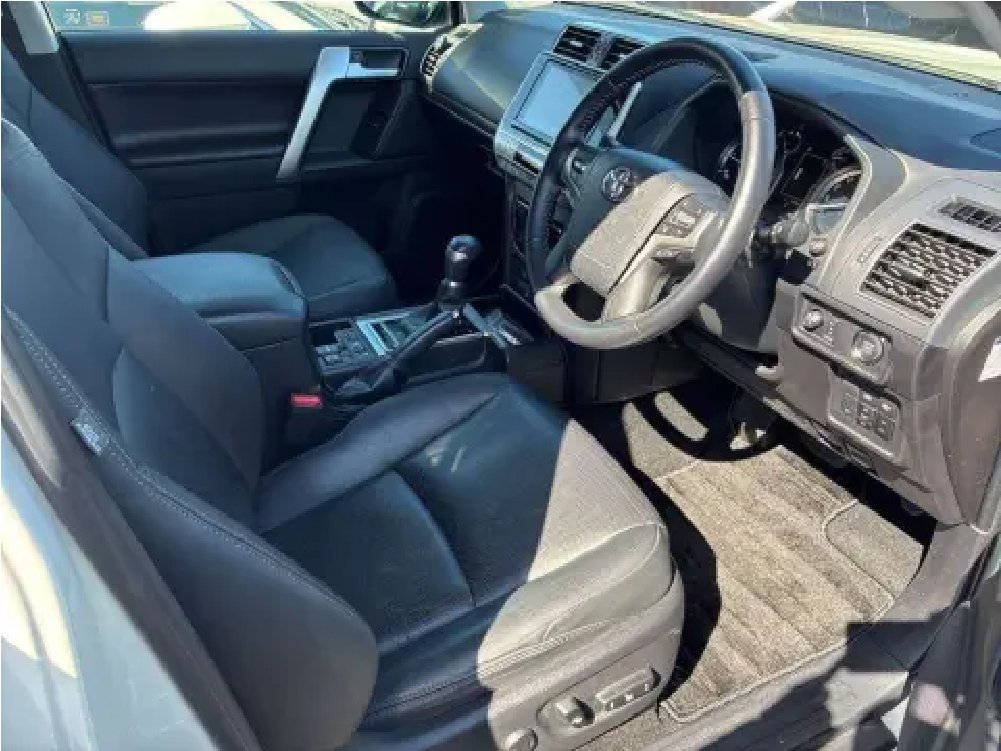 2022 TOYOTA LAND CRUISER PRADO TX L PACKAGE