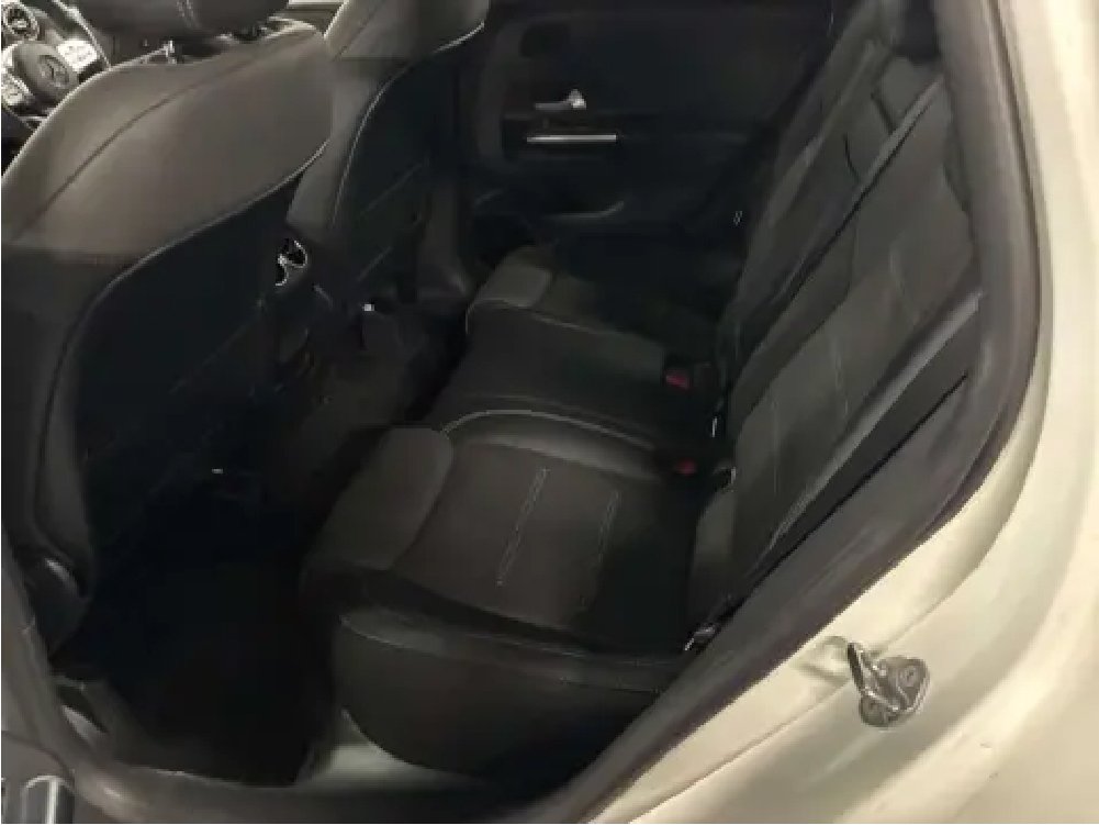 2019 MERCEDES BENZ B180 AMG LINE