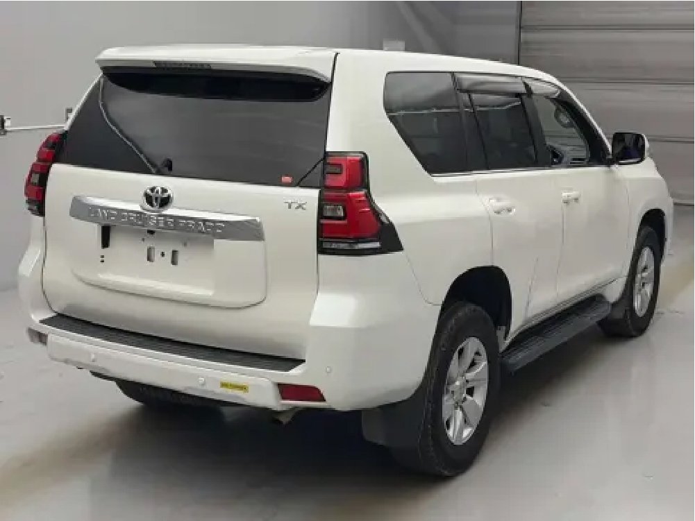 
								2022 TOYOTA LAND CRUISER PRADO TX L PACKAGE full									