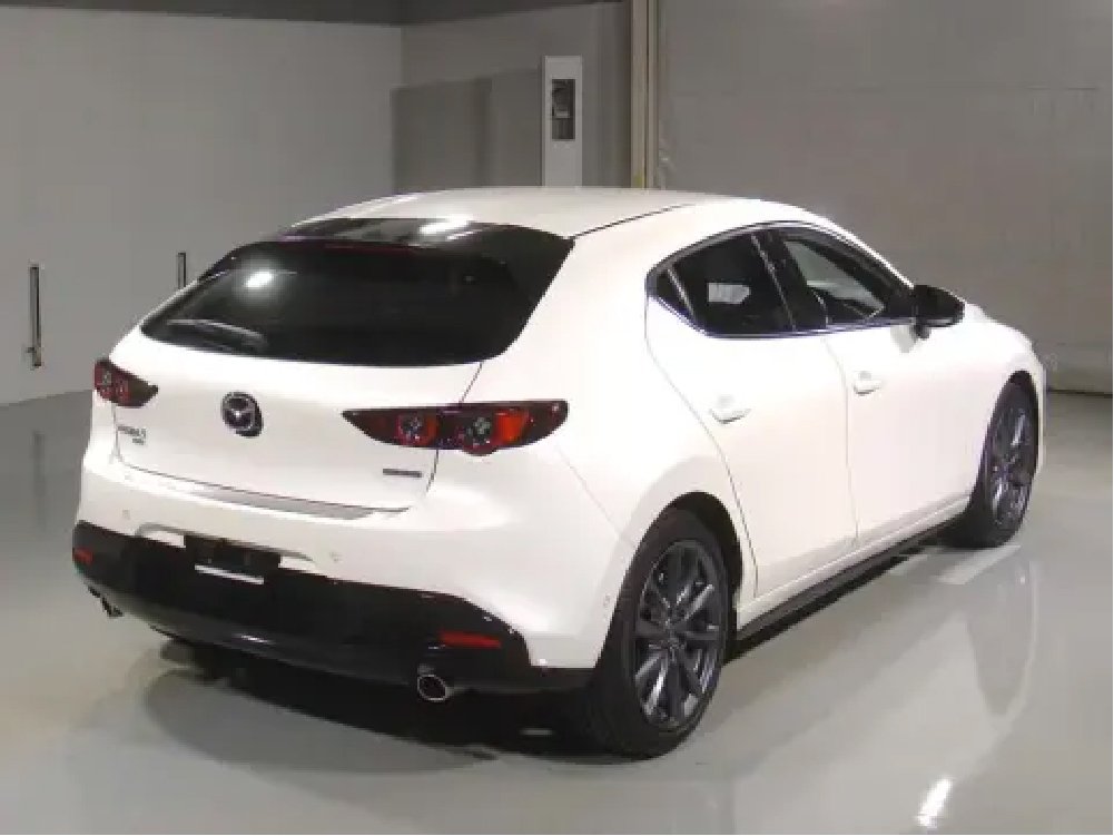 
								2020 MAZDA MAZDA3 FASTBACK 15S TOURING AWD full									