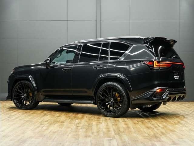 
								2024 LEXUS LX600 OFFROAD full									