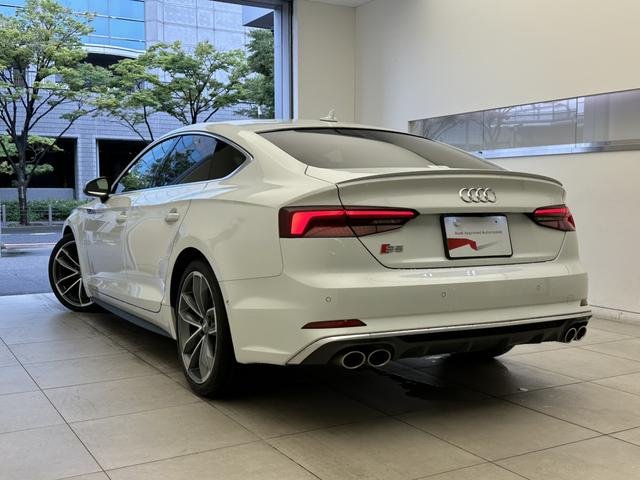 
								2020 AUDI S5 SPORTBACK full									