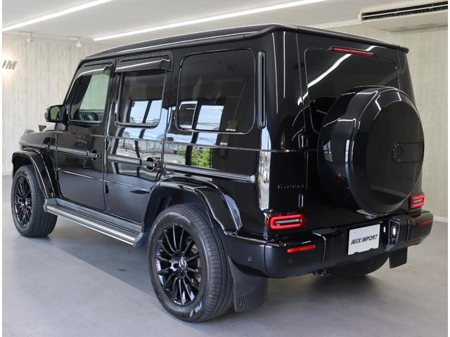 
								2021 MERCEDES BENZ G-CLASS G400D MANUFAKTUR EDITION full									