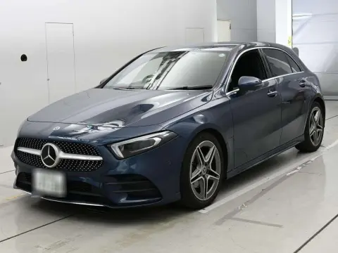 2019 MERCEDES BENZ A200D AMG LINE