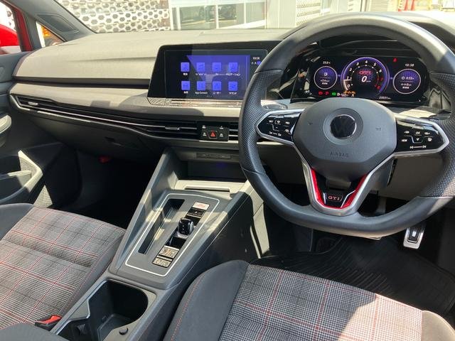 2022 VOLSKWAGEN GOLF GTI MK8