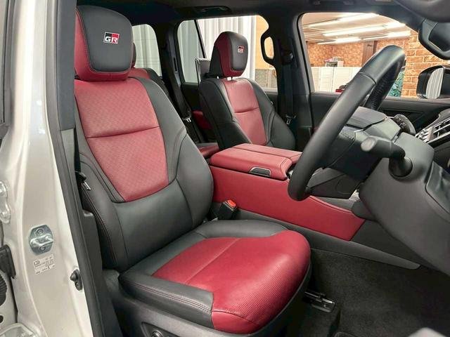 2023 TOYOTA LAND CRUISER GR SPORT
