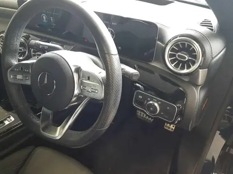 2019 MERCEDES BENZ A200D AMG LINE