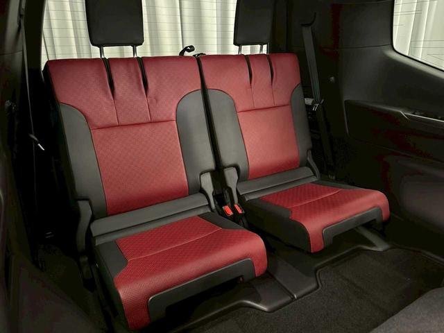 
								2023 TOYOTA LAND CRUISER GR SPORT full									