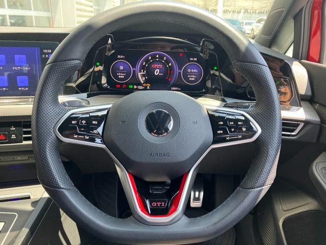 
								2022 VOLSKWAGEN GOLF GTI MK8 full									