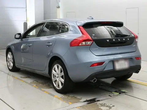 
								2019 VOLVO V40 D3 INSCRIPTION full									
