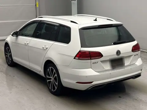 
								2020 VOLKSWAGEN GOLF VARIANT TDI COMFORT LINE MEISTER full									