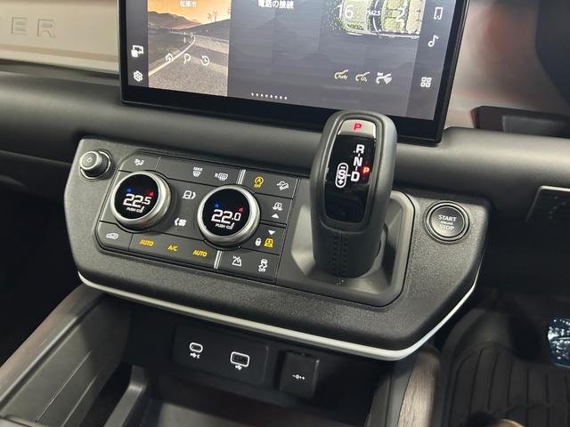 
								2023 LAND ROVER DEFENDER 110X-DYNAMIC SE D300 full									