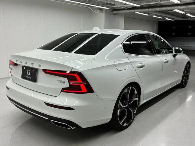 
								2021 VOLVO S60 T5 INSCRIPTION full									