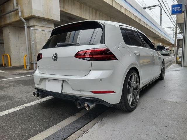 
								2019 VOLKSWAGEN R BASE GRADE full									