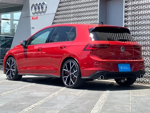 
								2022 VOLSKWAGEN GOLF GTI MK8 full									