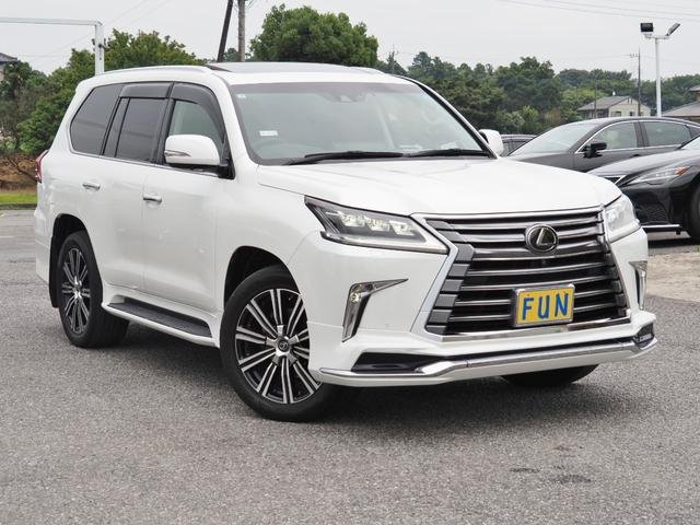 2019 LEXUS LX570