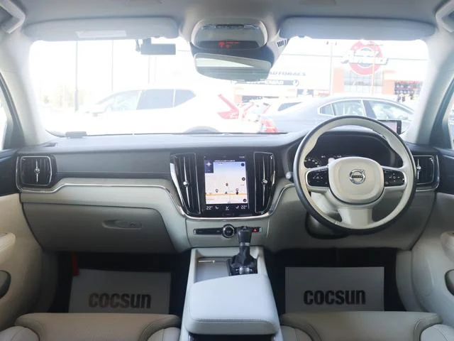 2019 VOLVO V60 T5 INSCRIPTION