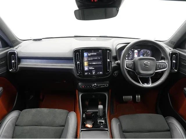 2020 VOLVO XC40 T4 R-DESIGN