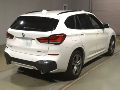 
								2020 BMW X1 18D XDRIVE M SPORT full									