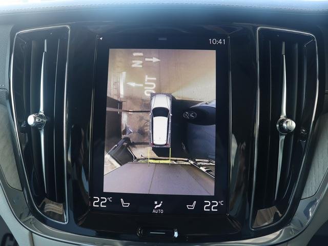 
								2019 VOLVO V60 T5 INSCRIPTION full									