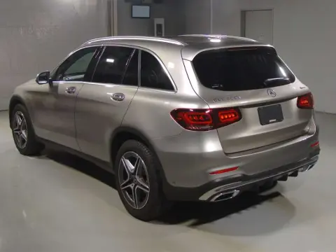 
								2021 MERCEDES-BENZ GLC220D 4MATIC SPORTS full									